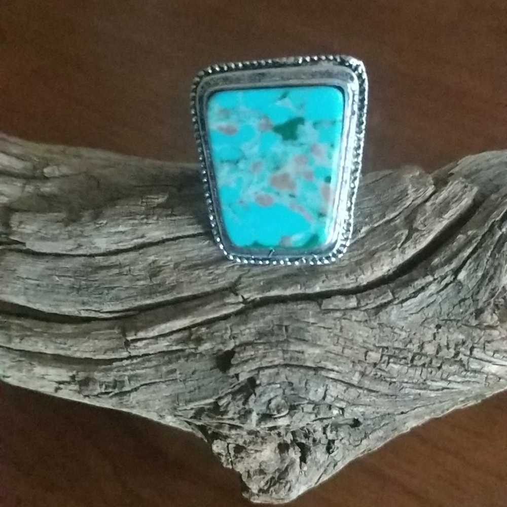 Turquoise Zircon & Antique Silver Ring Size 8